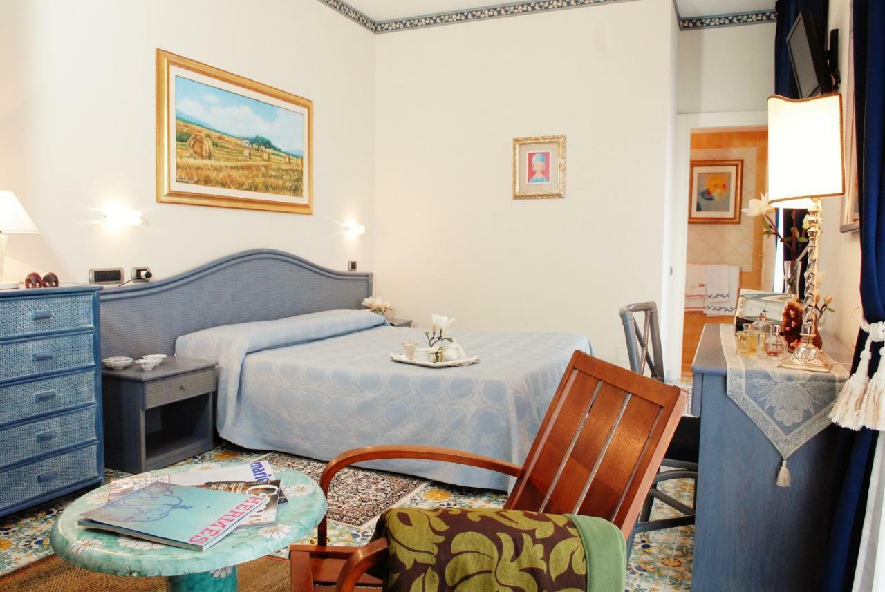 Hotel Stella Maris Casal Velino Cameră foto
